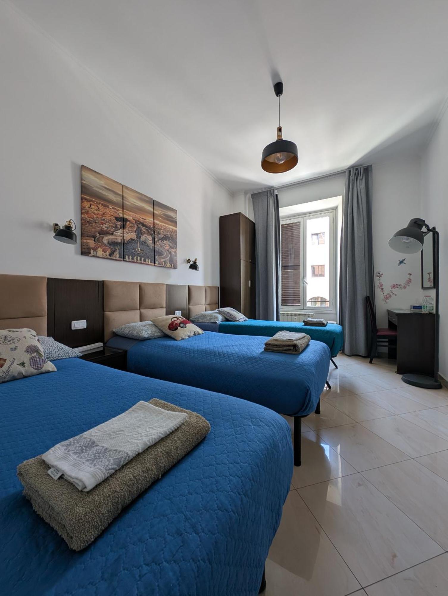Roomz Romestay Exterior photo